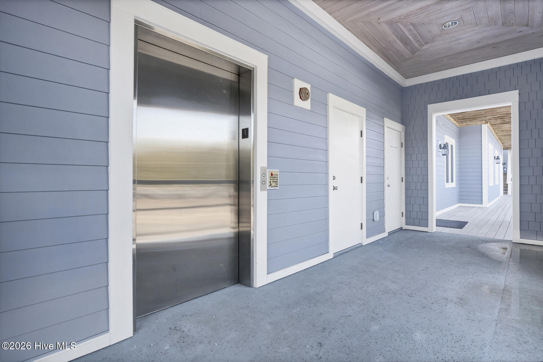 232 Causeway Drive 1c + 1d