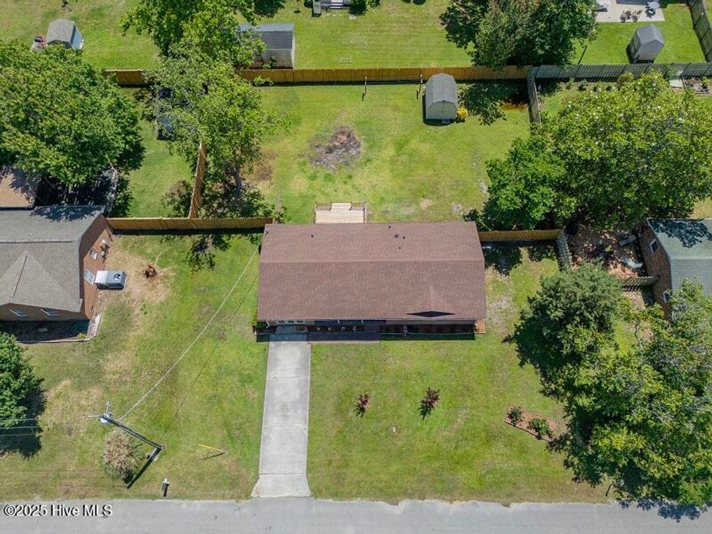 Photo of 805 Hamlet Avenue, Carolina Beach, NC 28428 (MLS # 100507777)