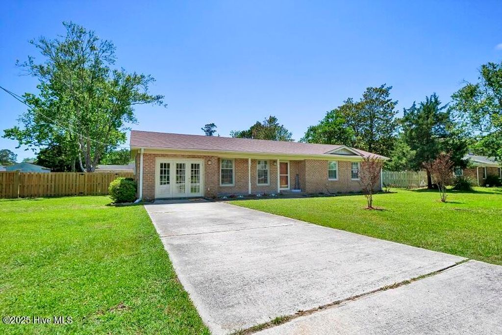 Photo of 805 Hamlet Avenue, Carolina Beach, NC 28428 (MLS # 100507777)