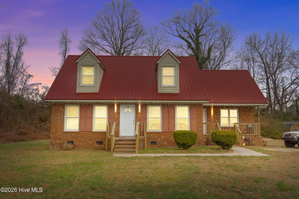 Photo of 23739 Carolina 33, Aurora, NC 27806 (MLS # 100549701)