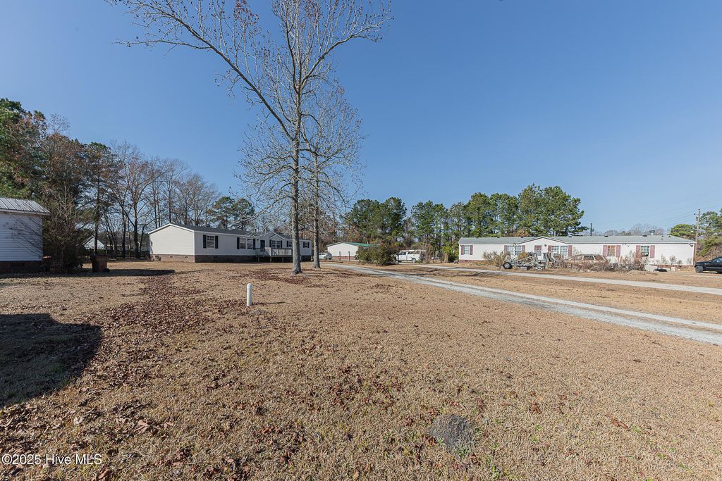 Photo of 607 Maynard Boulevard, Jacksonville, NC 28546 (MLS # 100546784)