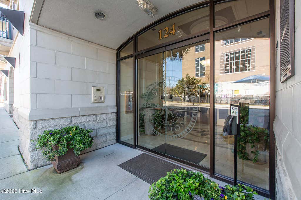 Photo of 124 Walnut Street #Apt 607, Wilmington, NC 28401 (MLS # 100582175)