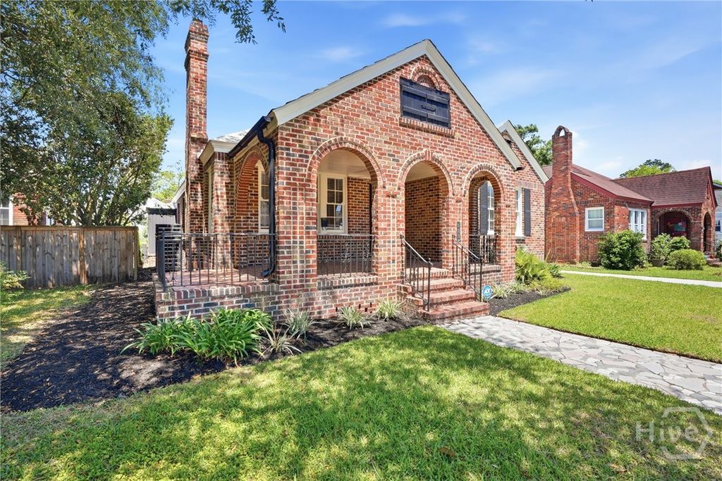 Photo of 528 E 51st Street, Savannah, GA 31405 (MLS # SA354920)