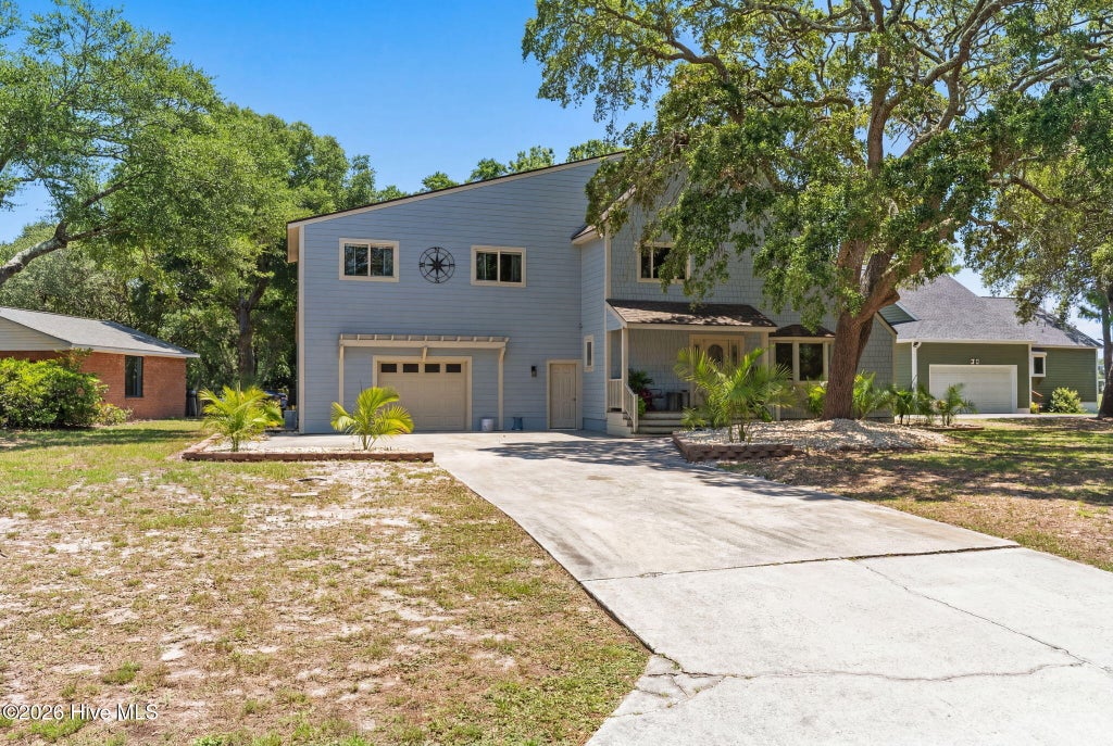 Photo of 31 Augusta Drive, Oak Island, NC 28465 (MLS # 100586417)