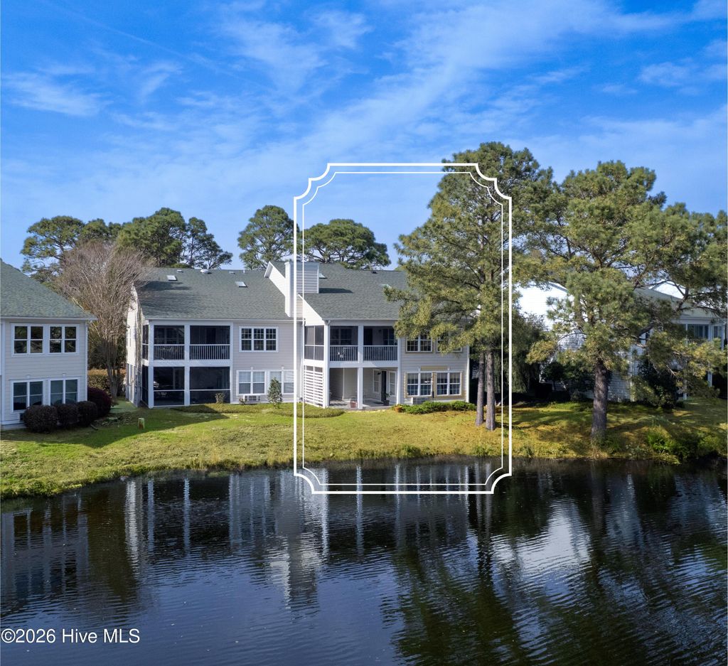 Photo of 3125 Lakeside Commons Drive SE #37, Southport, NC 28461 (MLS # 100563041)
