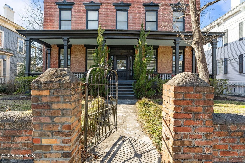 Photo of 416 S Front Street #Apt 3, Wilmington, NC 28401 (MLS # 100552895)