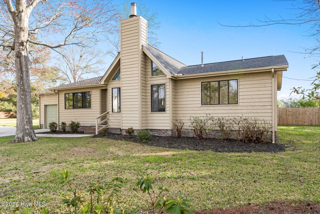 Photo of 815 Usher Avenue SW, Shallotte, NC 28470 (MLS # 100562067)