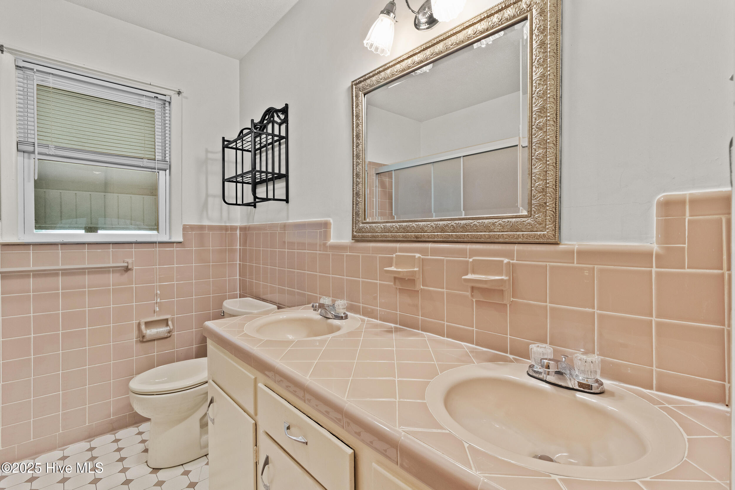 Teachey, North Carolina 28464, United States, 3 Bedrooms Bedrooms, ,2 BathroomsBathrooms,Residential,Active,255762