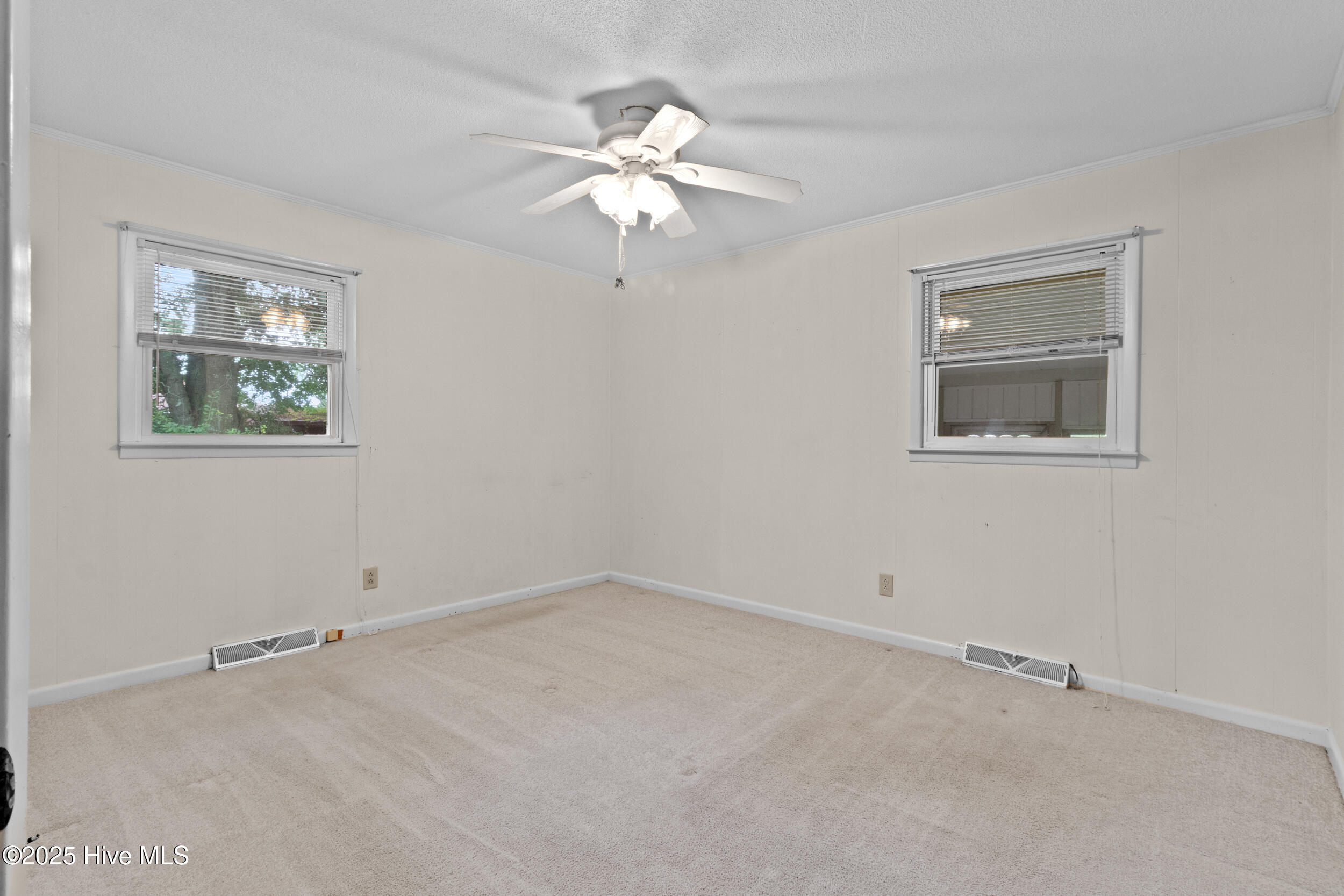 Teachey, North Carolina 28464, United States, 3 Bedrooms Bedrooms, ,2 BathroomsBathrooms,Residential,Active,255762