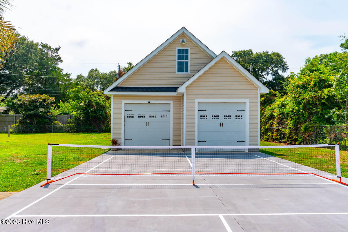 310 Holly Lane
