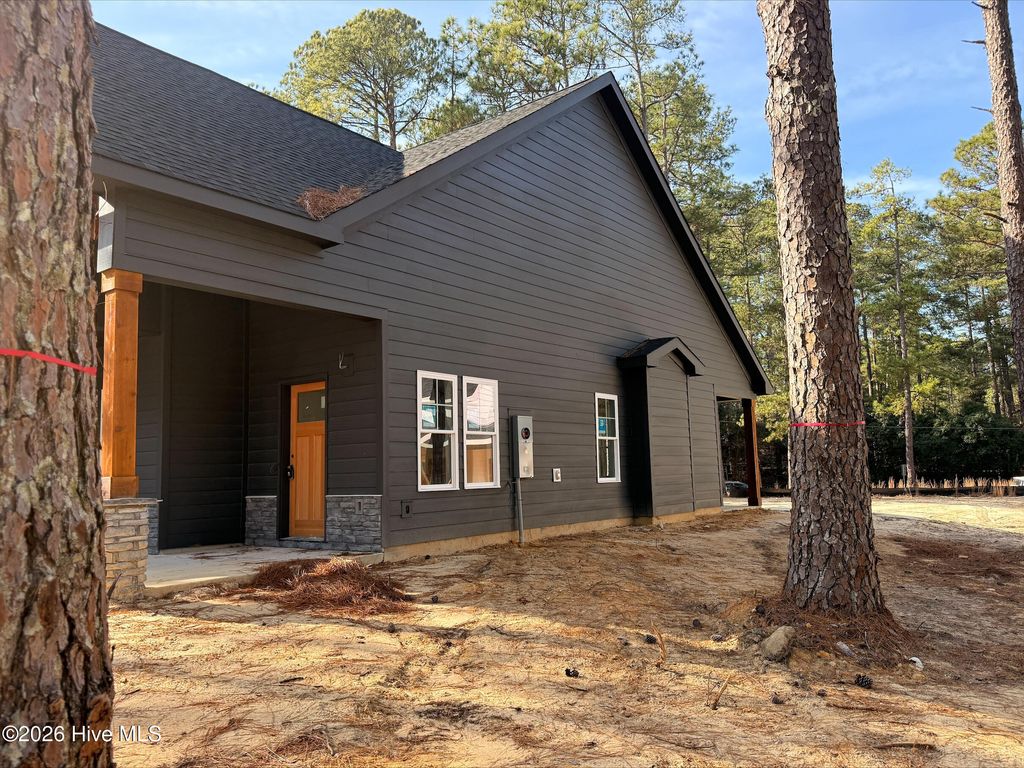 Photo of 100 S Glenwood Trail, Southern Pines, NC 28387 (MLS # 100547832)