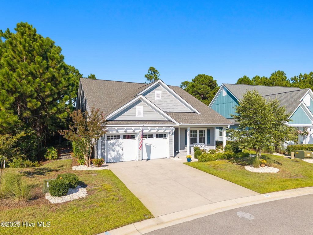 Photo of 3244 Inland Cove Drive, Southport, NC 28461 (MLS # 100530802)