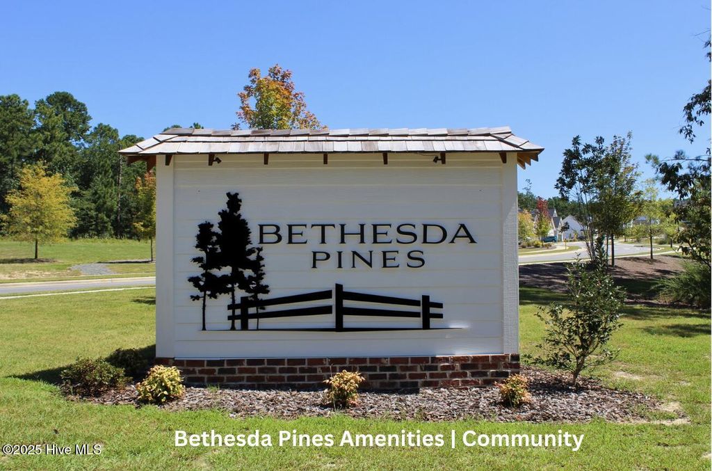 Photo of 298 Rough Ridge Trail #29, Aberdeen, NC 28315 (MLS # 100545139)