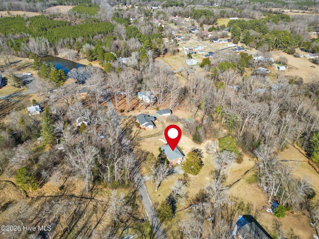 Photo of 95 Windsor Street, Goldston, NC 27252 (MLS # 100552054)