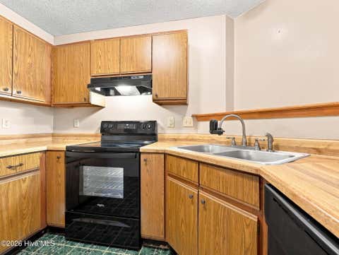 Tiny photo for 204 Hemlock Drive, Jacksonville, NC 28546 (MLS # 100598113)
