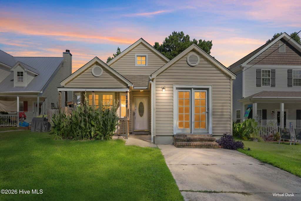 Photo of 204 Hemlock Drive, Jacksonville, NC 28546 (MLS # 100598113)