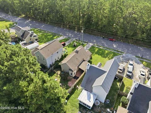 Tiny photo for 204 Hemlock Drive, Jacksonville, NC 28546 (MLS # 100598113)