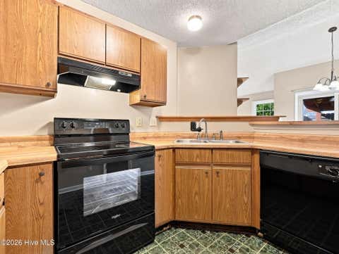 Tiny photo for 204 Hemlock Drive, Jacksonville, NC 28546 (MLS # 100598113)