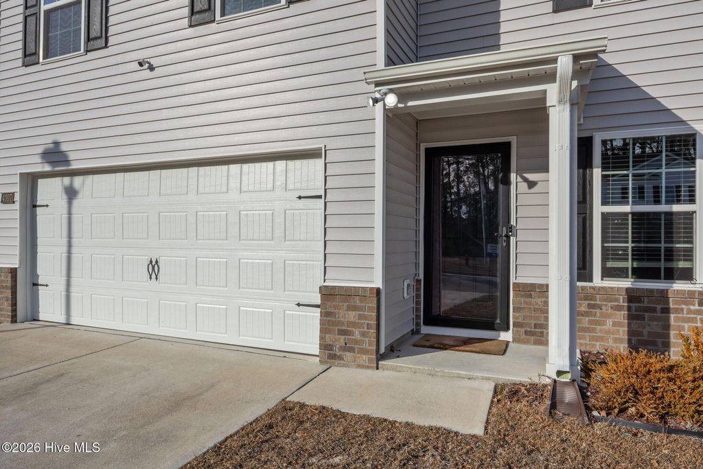 Photo of 4007 Madeline Farm Boulevard, New Bern, NC 28560 (MLS # 100554728)