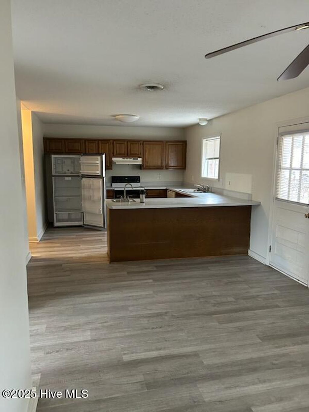 Photo of 103 Persimmon Court, Jacksonville, NC 28546 (MLS # 100546462)