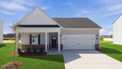 Homes For Sale - 1132 Aviator Lane<br/> Ayden, NC 28513