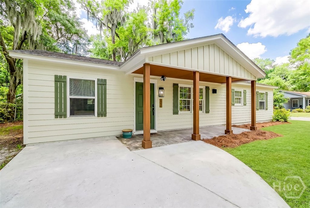Photo of 32 Brookview Drive, Savannah, GA 31406 (MLS # SA358243)