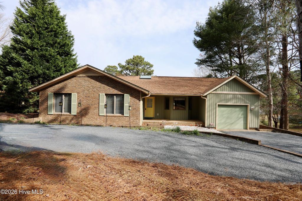 Photo of 116 Shagbark Court, West End, NC 27376 (MLS # 100564130)