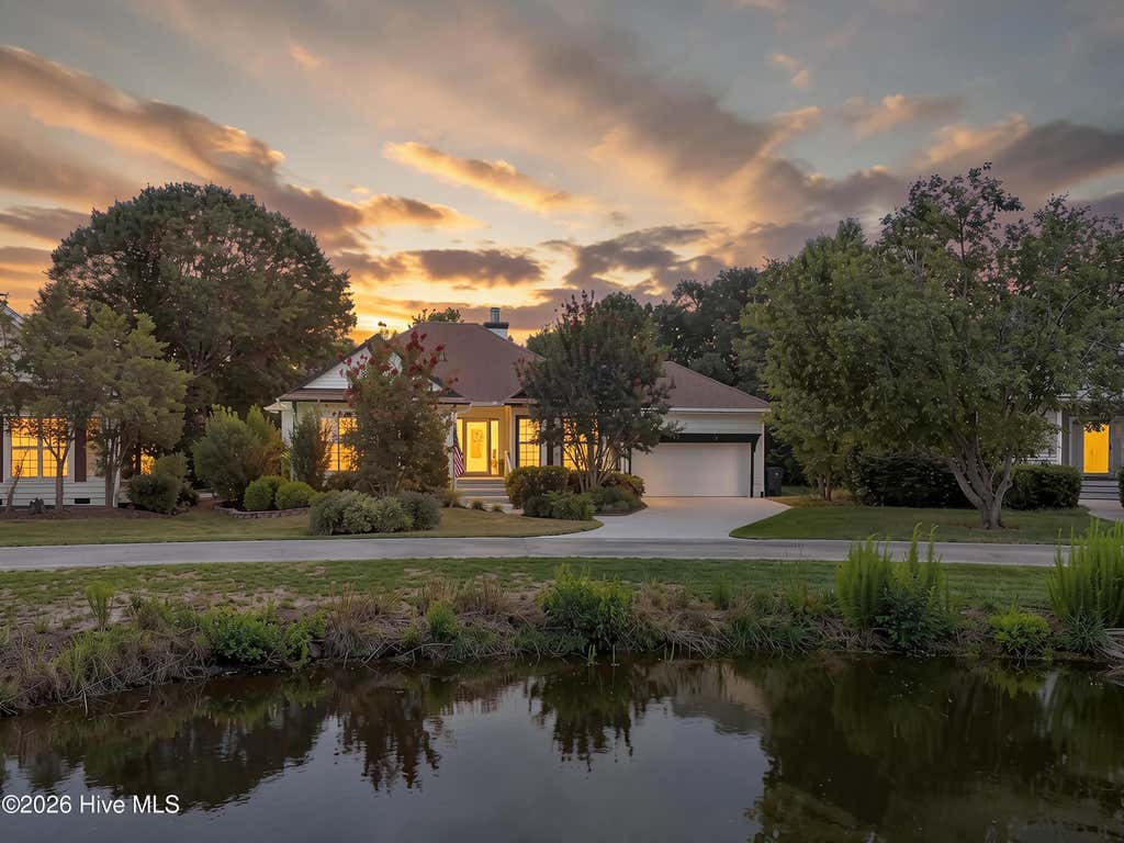 Photo of 4155 Sheffield Place SE, Southport, NC 28461 (MLS # 100596710)