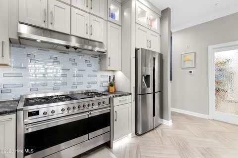 Tiny photo for 124 Walnut Street #Apt 607, Wilmington, NC 28401 (MLS # 100598537)