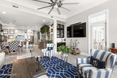 Tiny photo for 124 Walnut Street #Apt 607, Wilmington, NC 28401 (MLS # 100598537)
