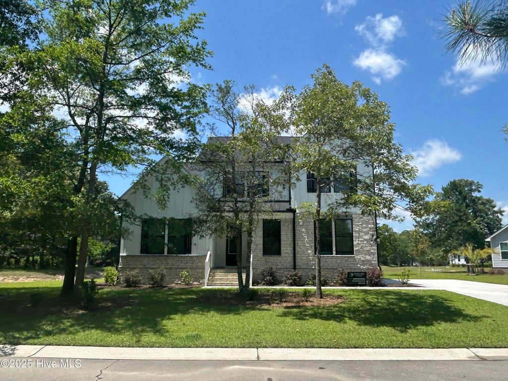 Photo of 755 Hollybriar Loop Road SE, Bolivia, NC 28422 (MLS # 100506461)