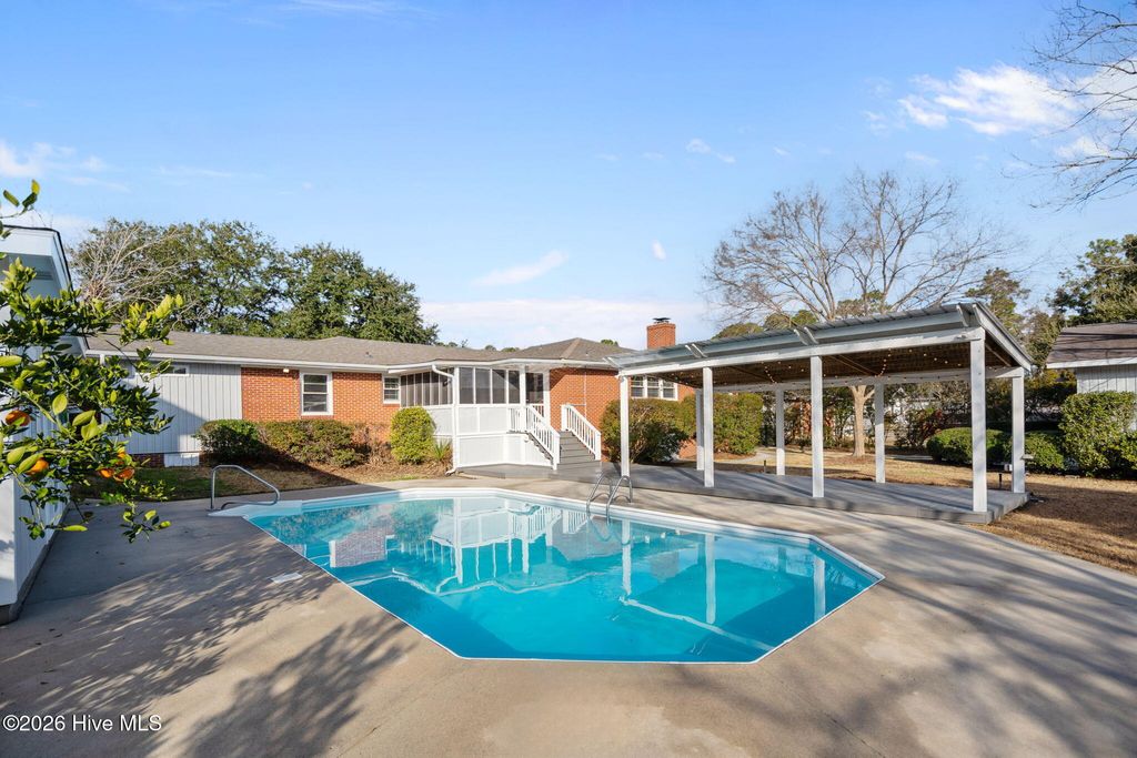 Photo of 226 Oak Leaf Drive, Wilmington, NC 28403 (MLS # 100548221)