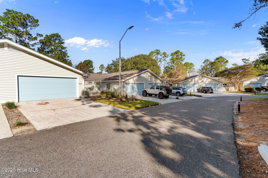 Photo of 6128 Inland Greens Drive, Wilmington, NC 28405 (MLS # 100537867)