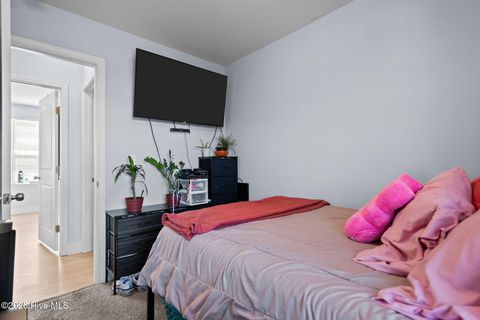 Tiny photo for 917 Grace Street, Wilmington, NC 28401 (MLS # 100548368)