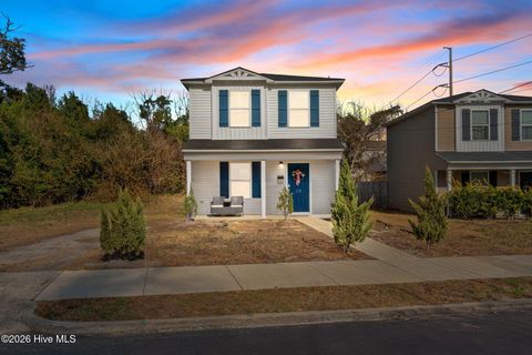 Photo of 917 Grace Street, Wilmington, NC 28401 (MLS # 100548368)