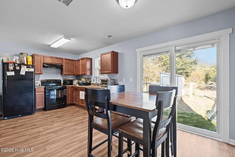 Tiny photo for 917 Grace Street, Wilmington, NC 28401 (MLS # 100548368)