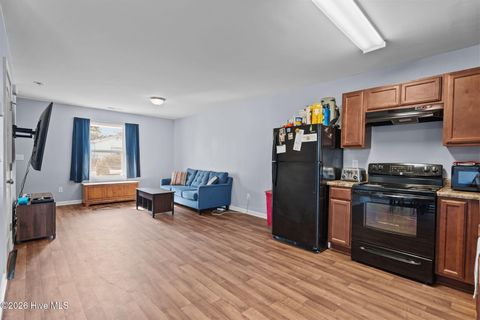 Tiny photo for 917 Grace Street, Wilmington, NC 28401 (MLS # 100548368)