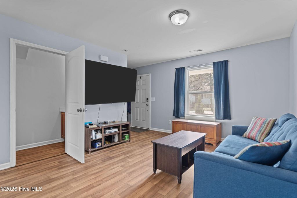 Photo of 917 Grace Street, Wilmington, NC 28401 (MLS # 100548368)