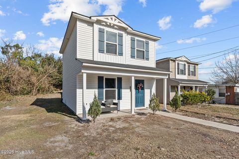 Tiny photo for 917 Grace Street, Wilmington, NC 28401 (MLS # 100548368)