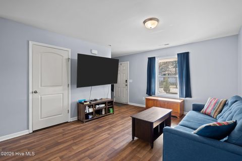 Tiny photo for 917 Grace Street, Wilmington, NC 28401 (MLS # 100548368)