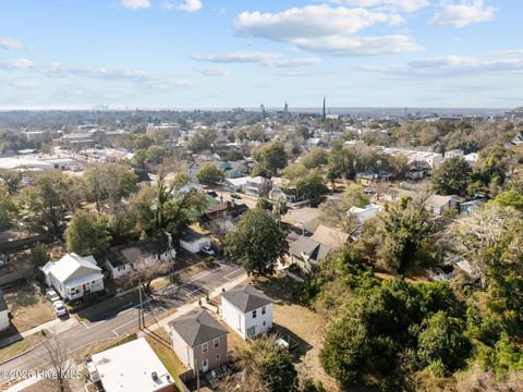 Tiny photo for 917 Grace Street, Wilmington, NC 28401 (MLS # 100548368)