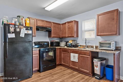 Tiny photo for 917 Grace Street, Wilmington, NC 28401 (MLS # 100548368)