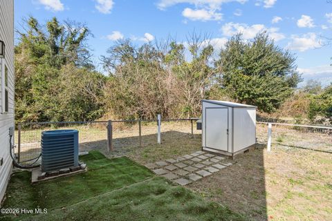 Tiny photo for 917 Grace Street, Wilmington, NC 28401 (MLS # 100548368)