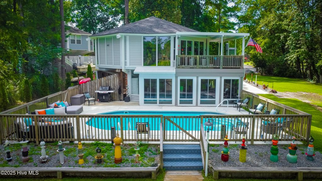 Photo of 210 Gangplank Road, New Bern, NC 28562 (MLS # 100560062)