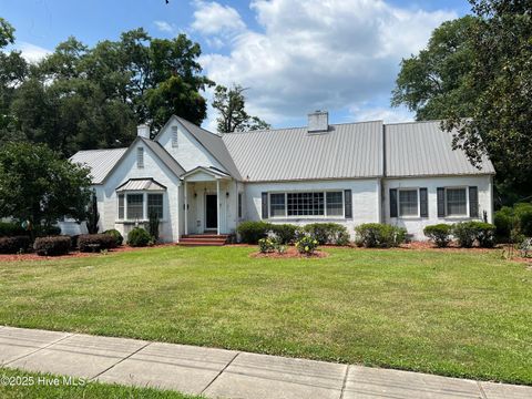 Homes For Sale - 313 E 1st Avenue<br/> Chadbourn, NC 28431