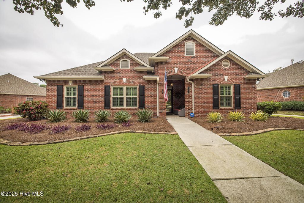 Photo of 1111 Avenshire Circle, Wilmington, NC 28412 (MLS # 100537191)