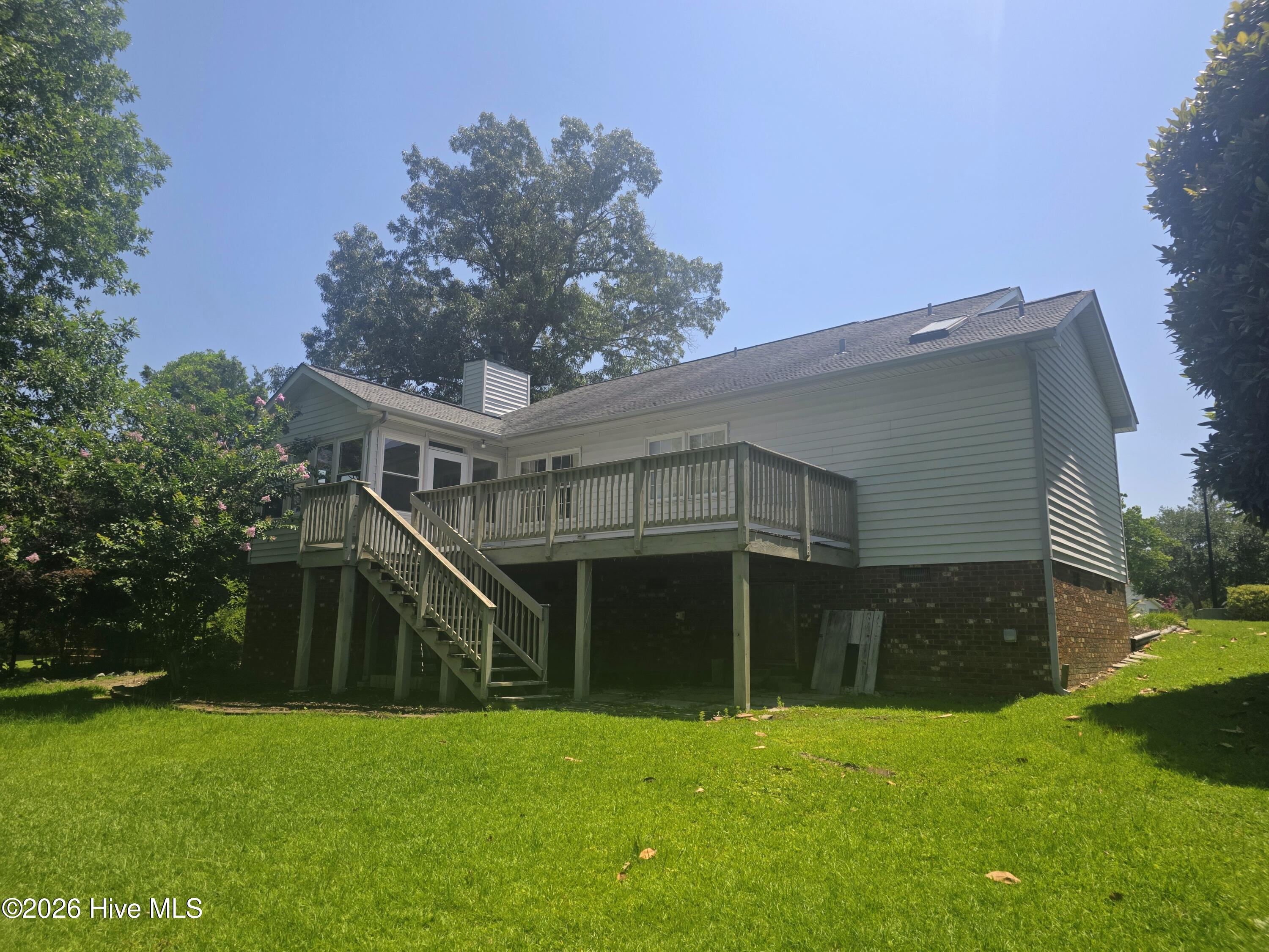 207 Lakemere Drive