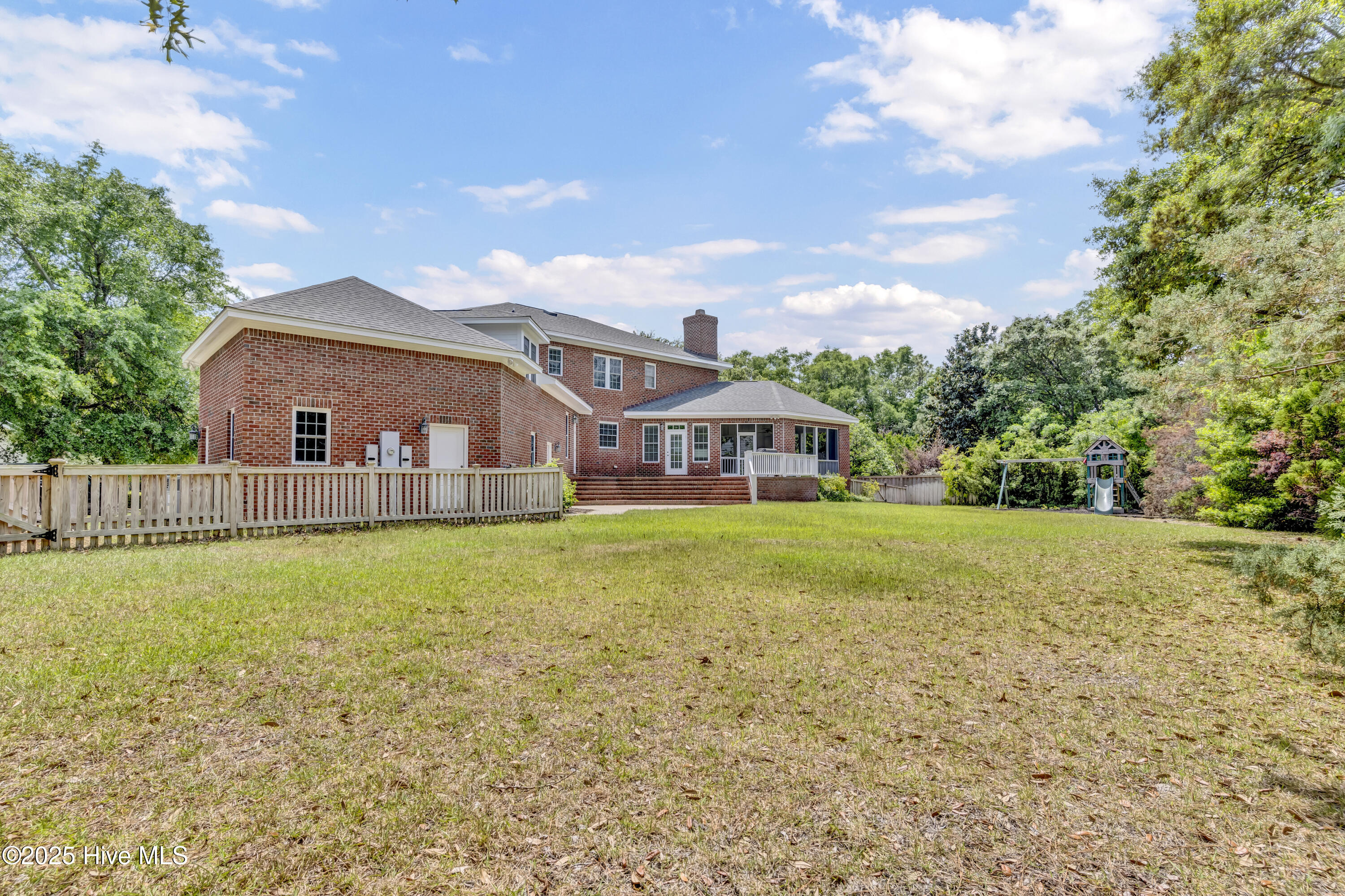 Wilmington, North Carolina 28412, United States, 4 Bedrooms Bedrooms, ,4 BathroomsBathrooms,Residential,Pending,255968