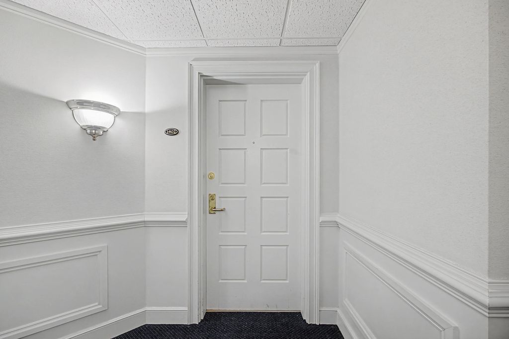 Photo of 1 7th Street #1402, Augusta, GA 30901 (MLS # 552082)