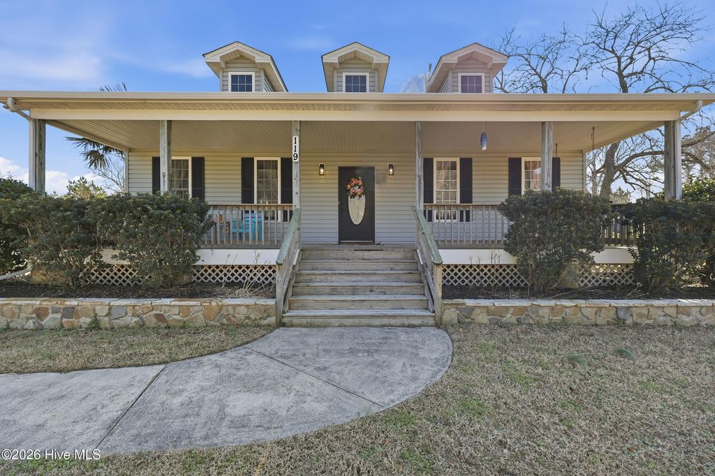 Photo of 119 Lighthouse View, Aydlett, NC 27916 (MLS # 100555409)